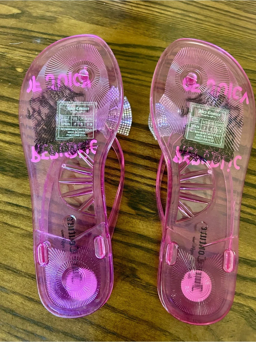 Juicy Couture Pink Bow Flip Flops - Size 7